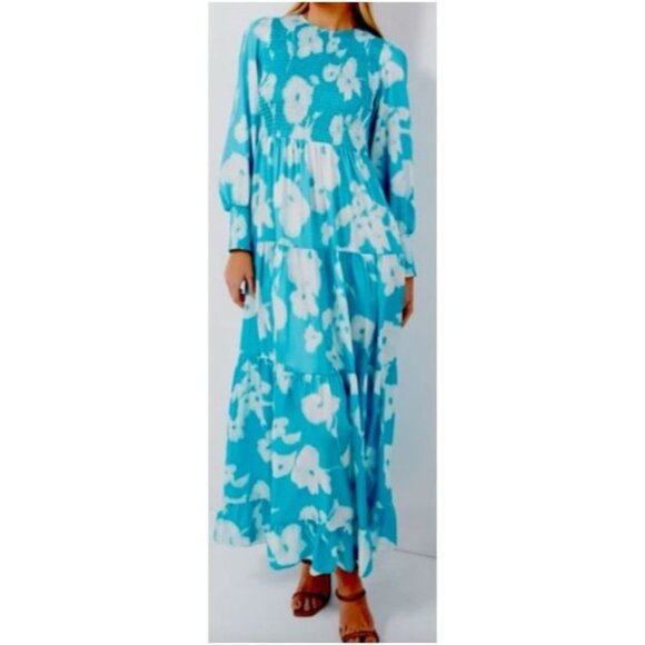 Tuckernuck Light Blue and White Floral Smart Tiered Maxi Dress Size Small - Picture 2 of 9